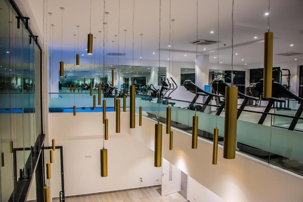 Embassy Gardens Luxury Suites Cpg アクラ エクステリア 写真