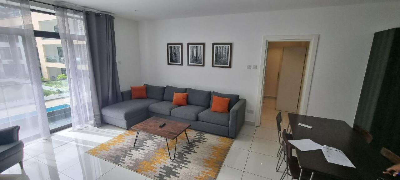 Embassy Gardens Luxury Suites Cpg アクラ エクステリア 写真
