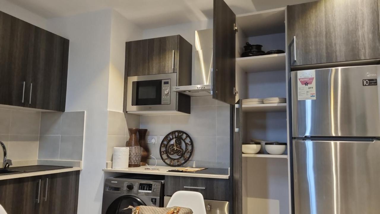 Embassy Gardens Luxury Suites Cpg アクラ エクステリア 写真