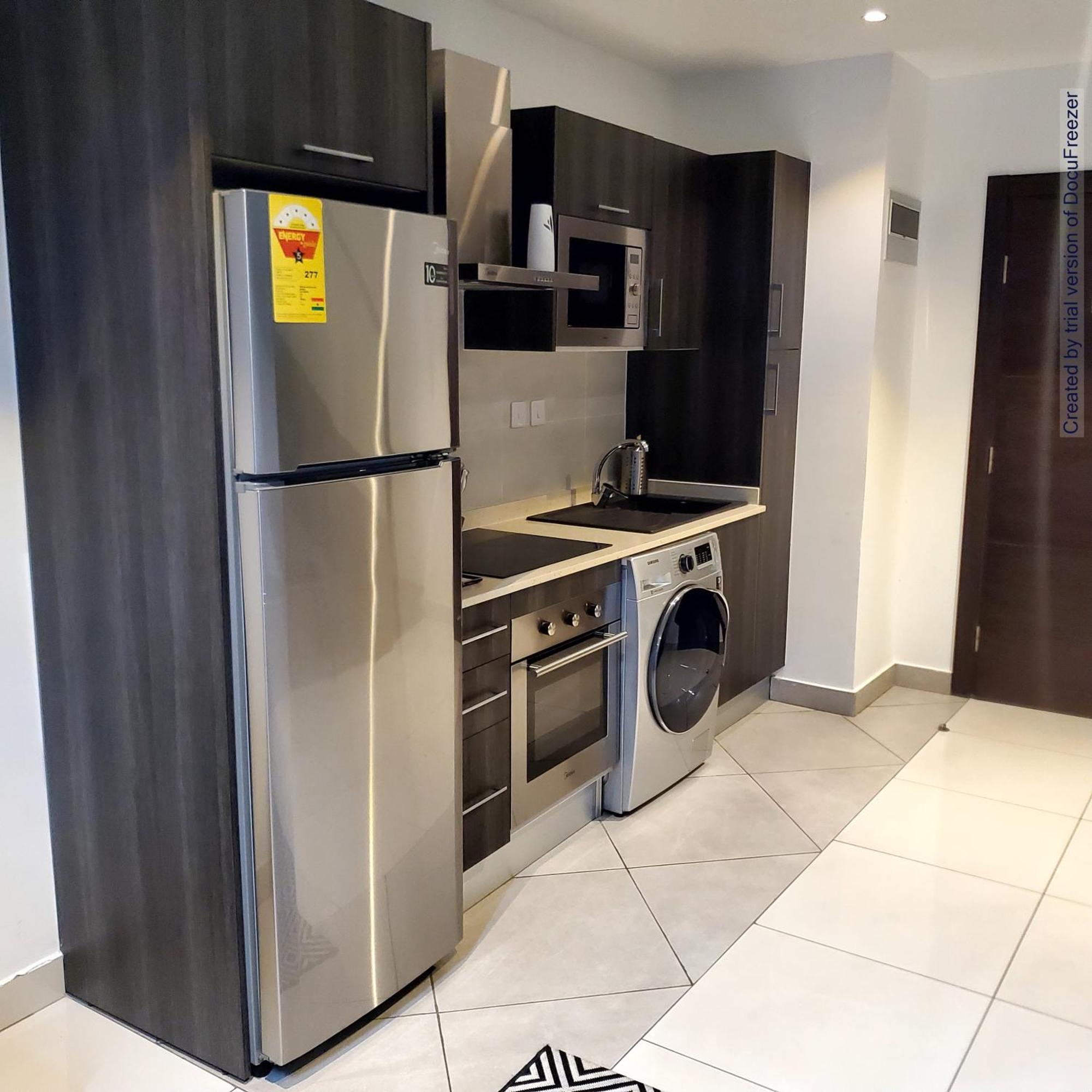 Embassy Gardens Luxury Suites Cpg アクラ エクステリア 写真